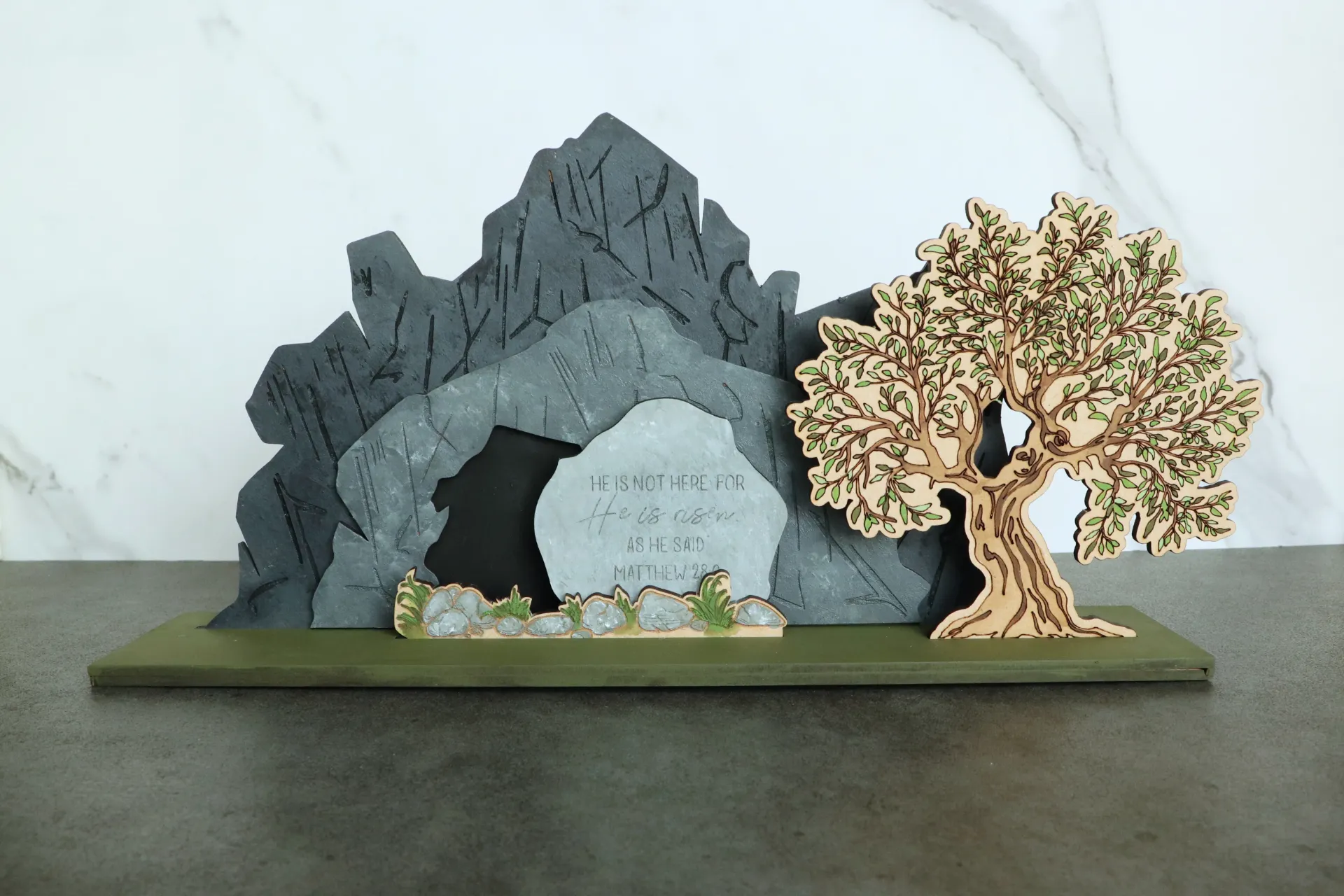 He is Risen Diorama